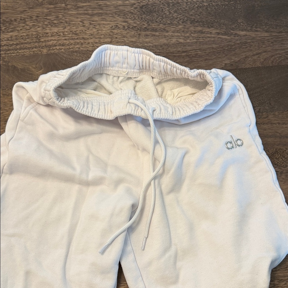 ALO Yoga accolade white Sweatpants - Picture 2 of 3